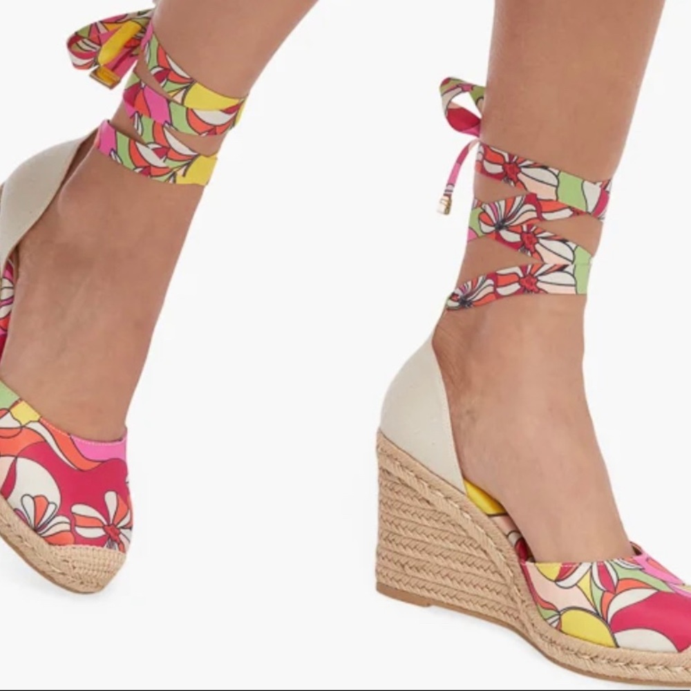 FUNKY FUCHSIA FLORAL WEDGES - Picture 4 of 6